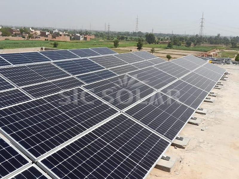 حوامل تركيب الألواح الشمسية 40 كيلو وات على الأسطح المسطحة في باكستان