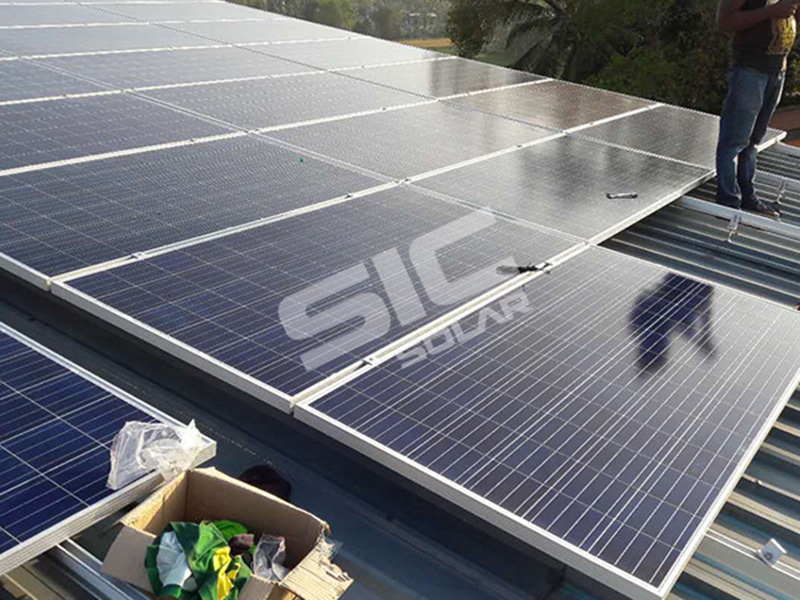 مشروع سقف من الصفيح بقدرة 1 ميجاوات في سريلانكا