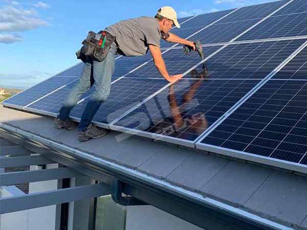 مشروع سقف أسفلتي بقدرة 30 كيلوواط | Sic-solar.com