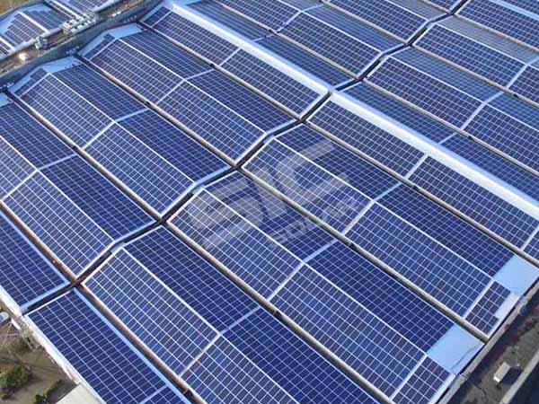 مشروع تثبيت سقف من الصفيح بقدرة ٢.٢ ميجاوات | Sic-solar.com